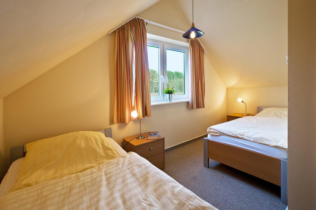 Camping-Und Ferienpark Havelberge Gross Quassow الغرفة الصورة